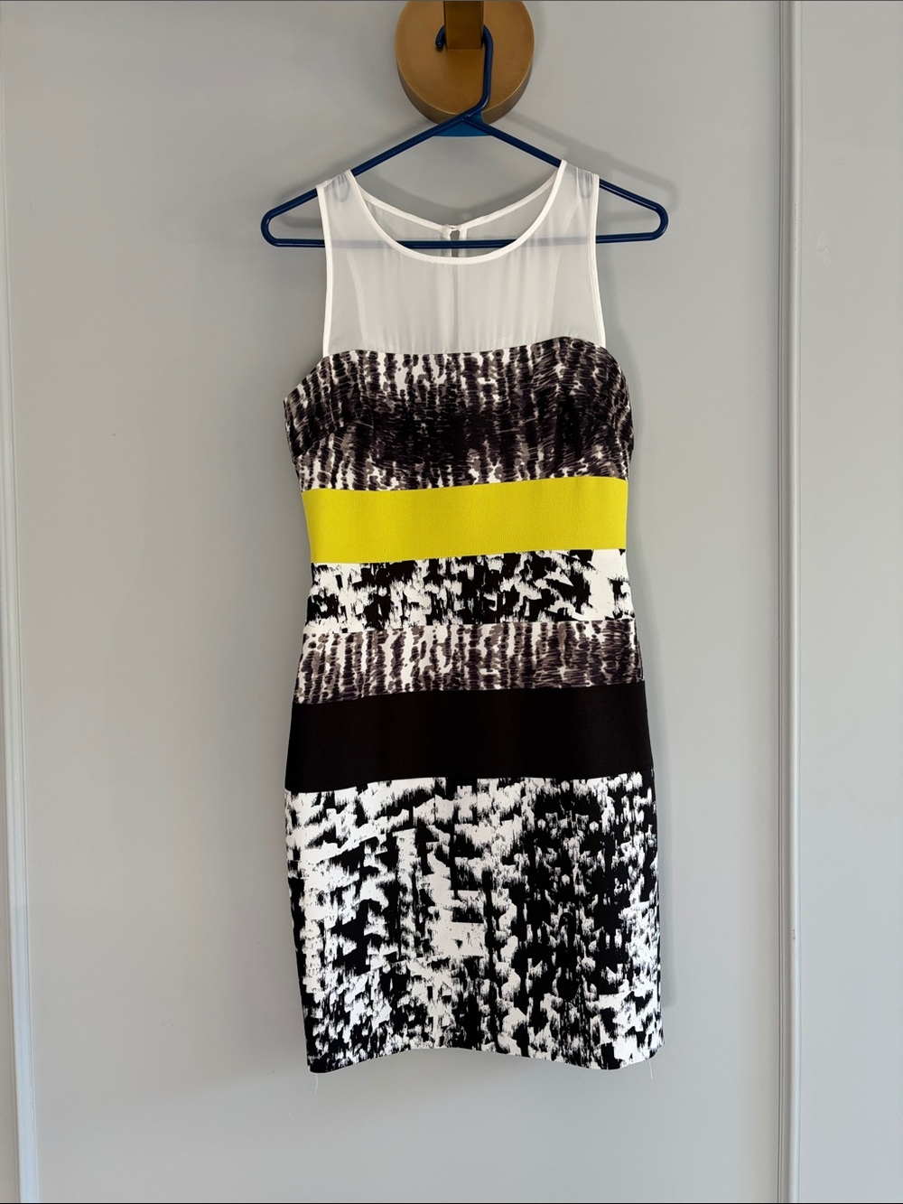 BCBGMaxAzria Black, White & Yellow Patterned Sleeveless Sheath Dress